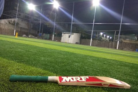 B Sporty-Sports& Fitness Center