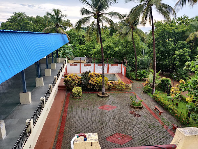view-3