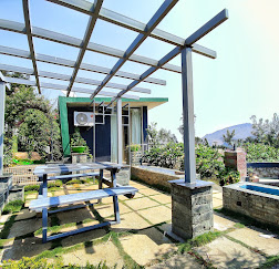 view-3