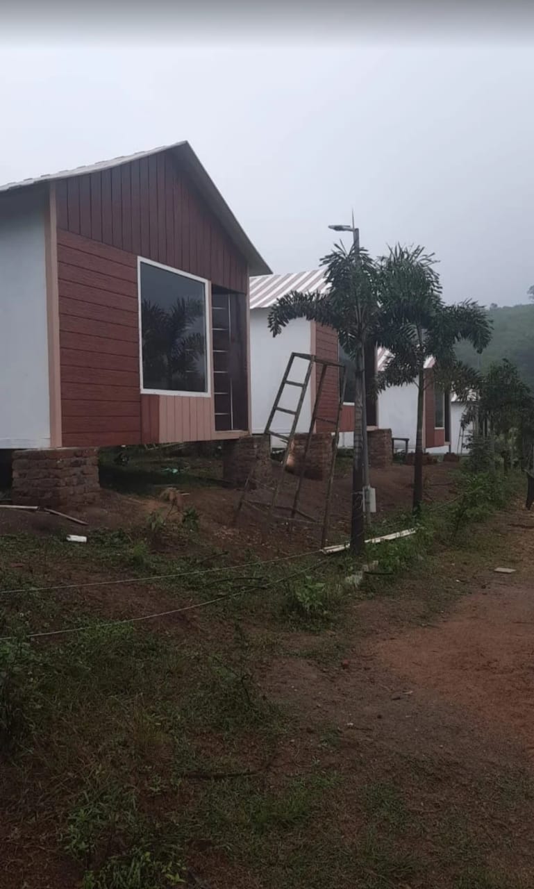 view-4